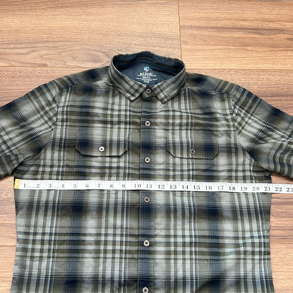 Kuhl Response Short Sleeve Button Down in Deep River Blue Size Small - Picture 11 of 13